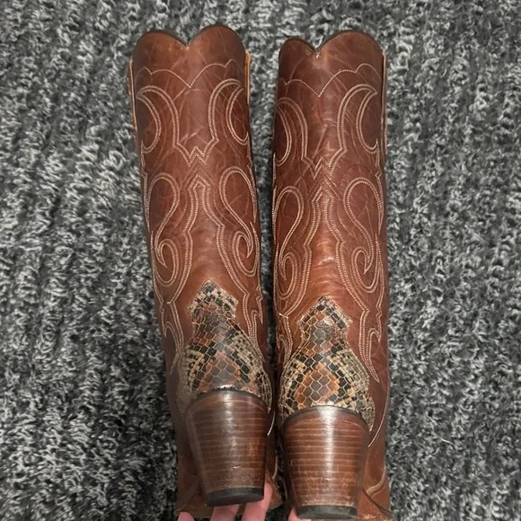Brown Western Leather Boots - Picture 4 of 5